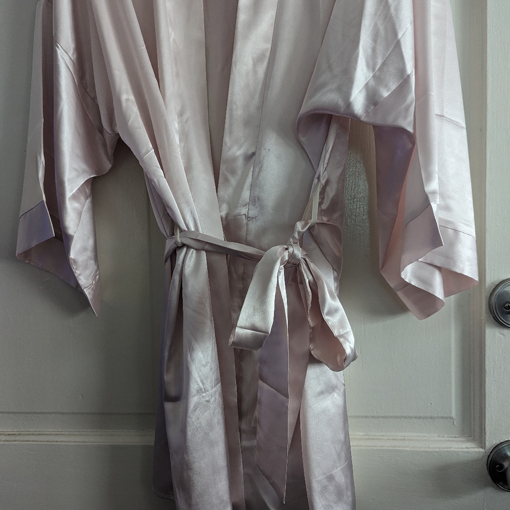 ADORE ME SILK ROBE LIGHT PINK OS